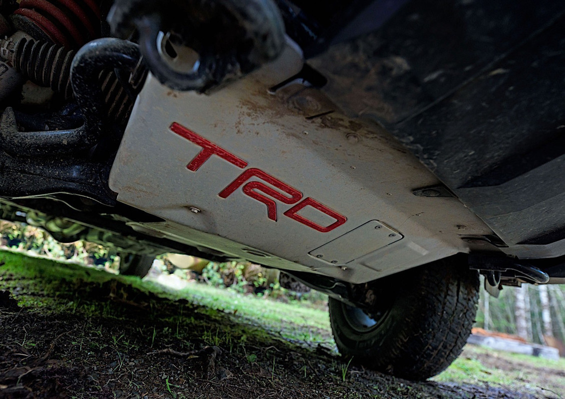 2020 Toyota Sequoia TRD Pro (7)