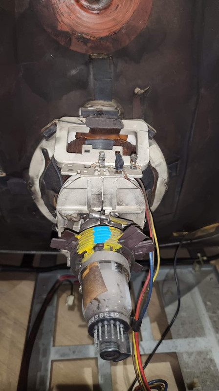 received_1442845612889131