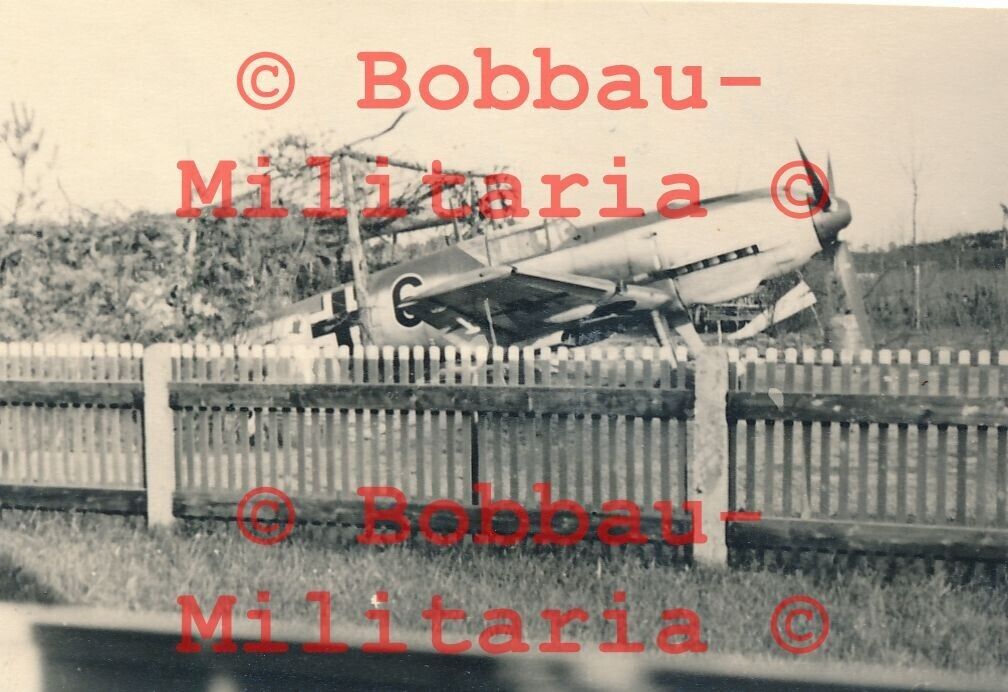 V212 Foto Messerschmitt Me Bf 109 Jagdflugzeug von OLT. Joachim Müncheberg