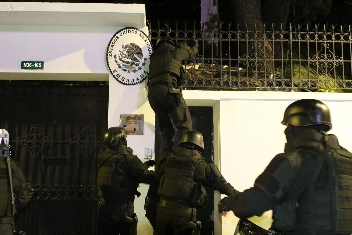 ¿Qué dice la convención de Viena? ¿Ecuador la violó tras asaltar embajada de México?