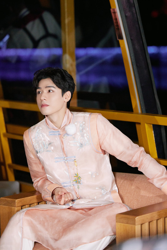 006DurXoly1he69lyyqzoj33le5e0b2i