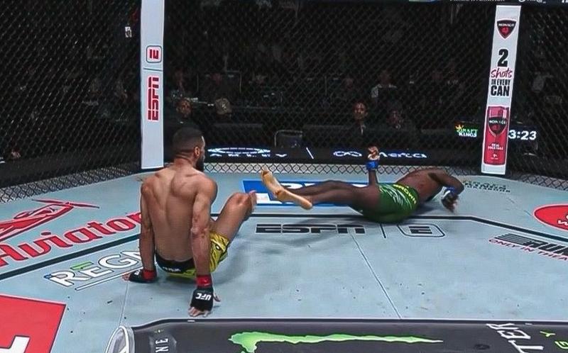 Габриел Бонфим нокаутира Ранди Браун във втория рунд