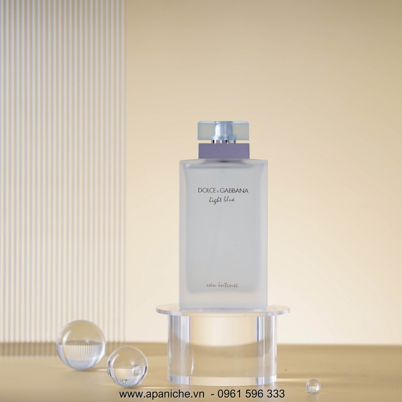 nuoc-hoa-nu-mua-he-light-blue-eau-intense