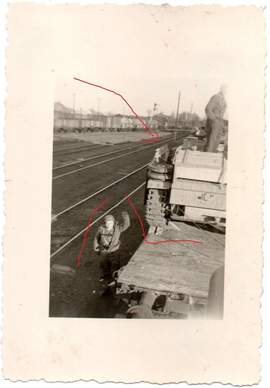 Foto Soldat StuG Sturmgeschütz Langrohr Seitensc