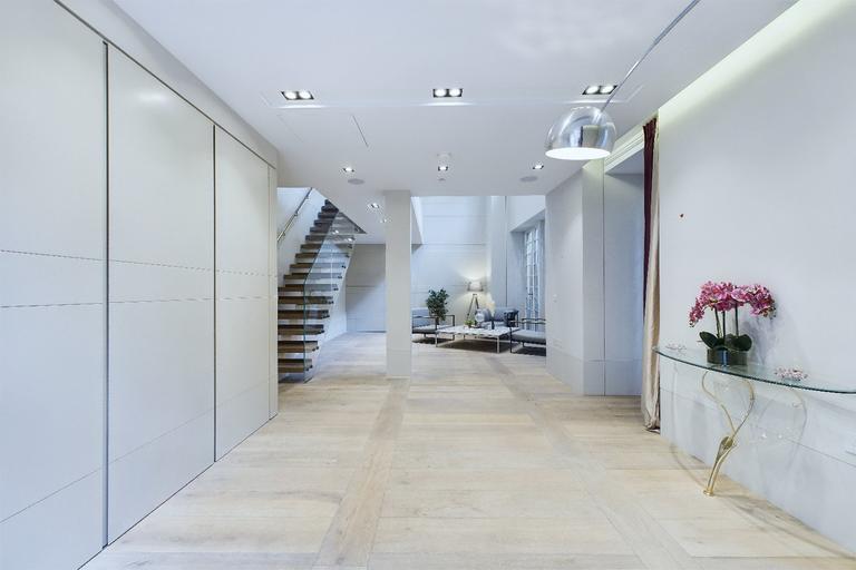 Luxury interior photography from Century 21 Fine Homes and Estates