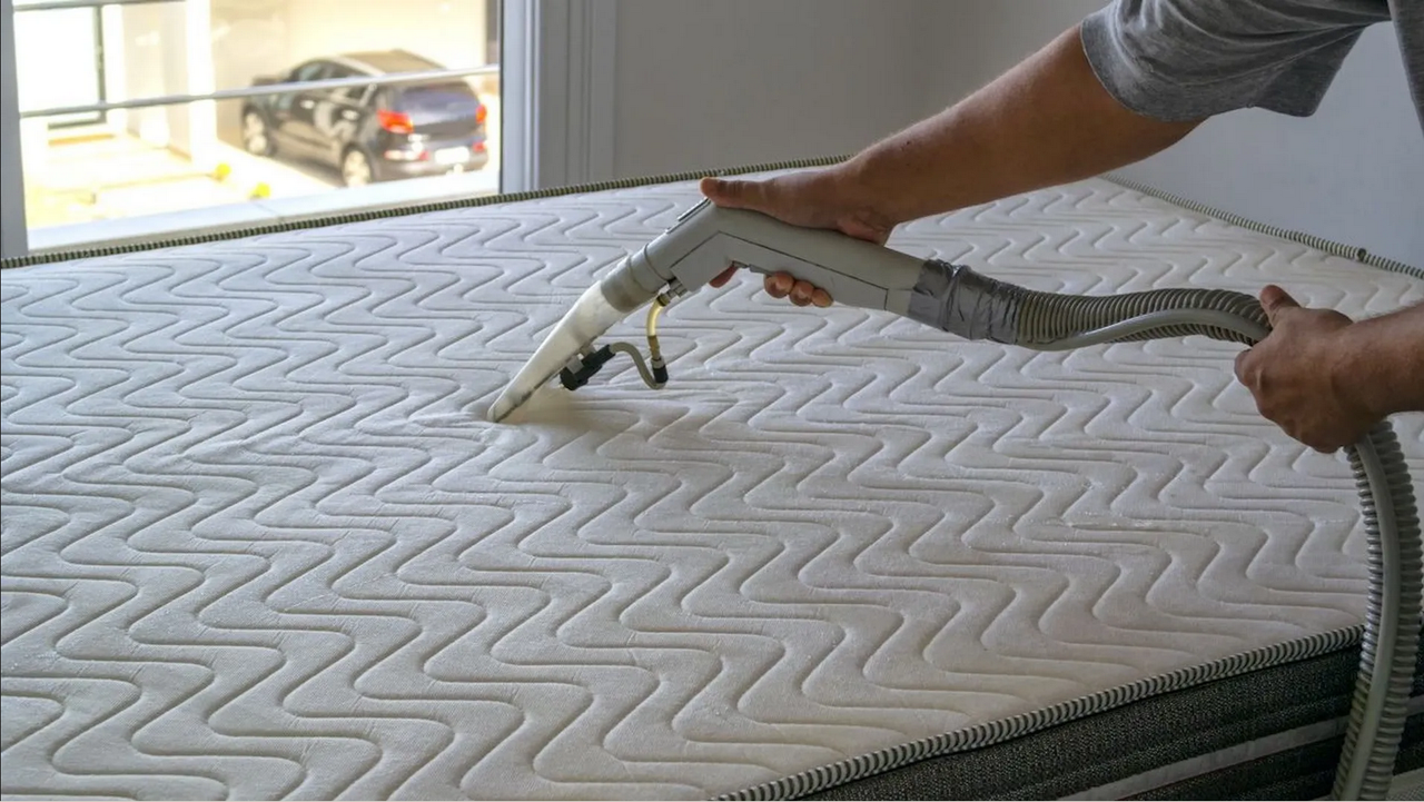 ¿Cómo hacer un lavado en seco a un colchón?