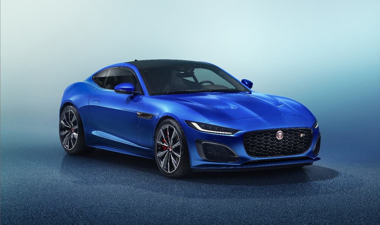 Jag_F-TYPE_R_21MY_Image_Studio_Exterior_Velocity_Blue_02.12.19_0