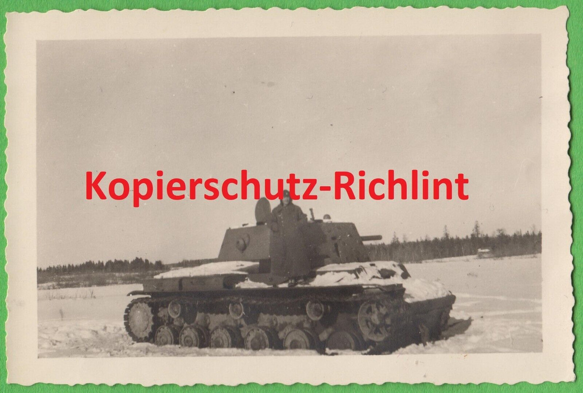 Wehrmacht Russland schwerer russischer Panzer KW-1 zerstört Ostfront