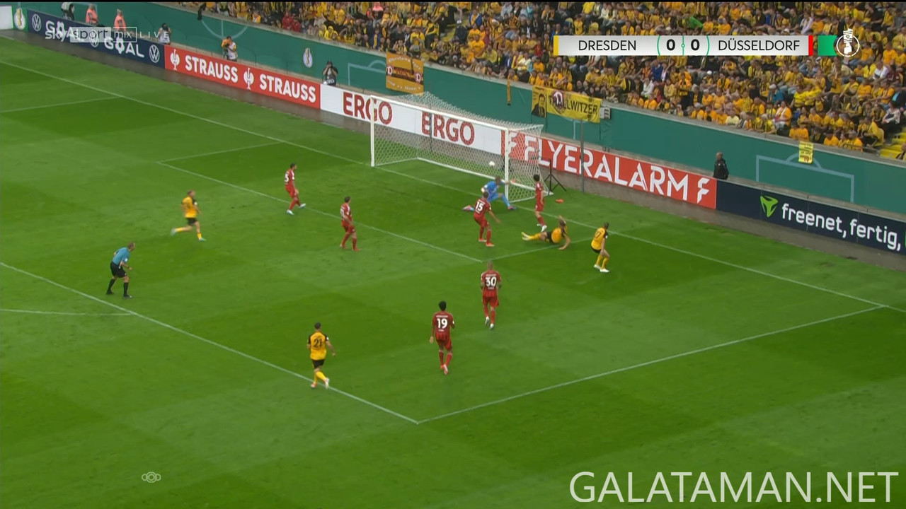 [Image: 08-18-19-55-01-Sky-Sport-Mix-FHD-Alle-Sp...19-132.jpg]
