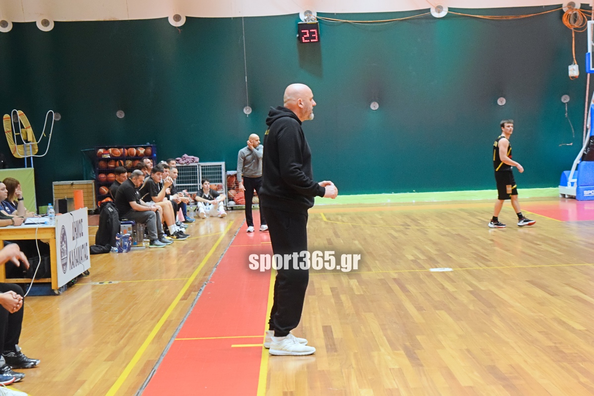 , &Mu;&alpha;&tau;&sigma;ά&rho;&alpha; &sigma;&tau;&eta;&nu; &Tau;έ&nu;&tau;&alpha;, &omicron; &Delta;ί&omega;&nu;&alpha;&sigmaf; &pi;ή&rho;&epsilon; &mu;&epsilon;&gamma;ά&lambda;&omicron; &delta;&iota;&pi;&lambda;ό &epsilon;&pi;ί &tau;&eta;&sigmaf; &Kappa;&alpha;&lambda;&alpha;&mu;ά&tau;&alpha; BC &mu;&epsilon; 92-81 &sigma;&tau;&eta;&nu; 2&eta; &pi;&alpha;&rho;ά&tau;&alpha;&sigma;&eta; (&phi;&omega;&tau;ό & &beta;ί&nu;&tau;&epsilon;&omicron;)