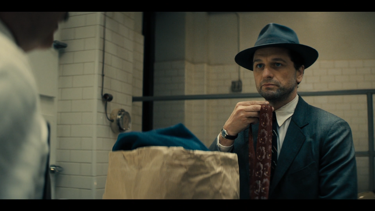 Perry.Mason.2020.S01E01.Capitolo.1.ITA.ENG.1080p.AMZN.WEB-DLMux.H.264-MeM.mkv_snapshot_16.21_[2020.0