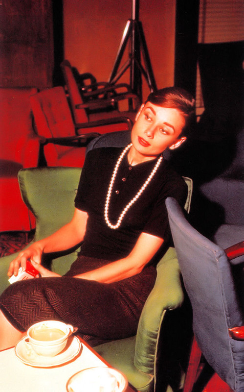 AudreyHepburn_mb24