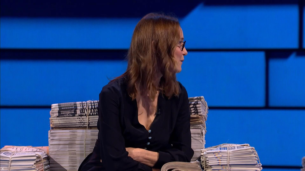 11.22 - 23.00.00 - The Russell Howard Hour. New & Exclusive. Russell ....ts_snapshot_00.52.40_[2021.