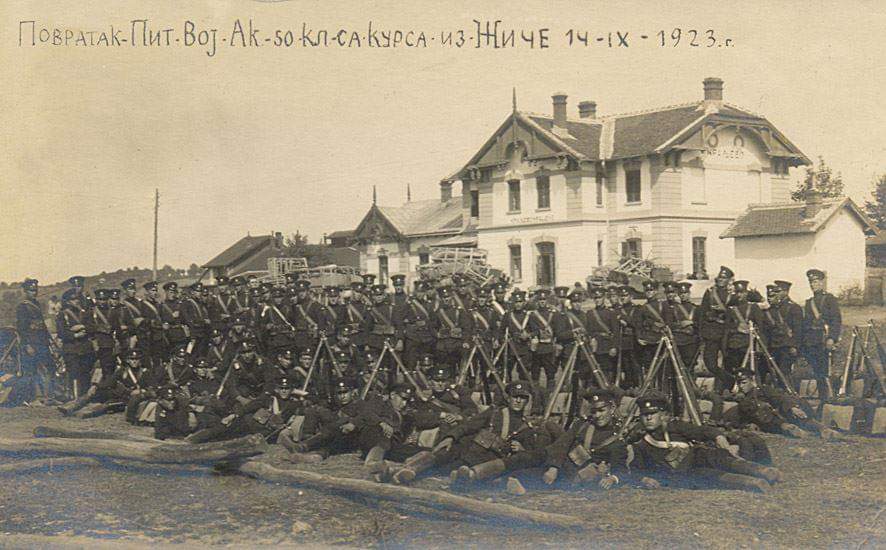 [Слика: IMG-209d69cd72408e18b110e48276045685-V.jpg]