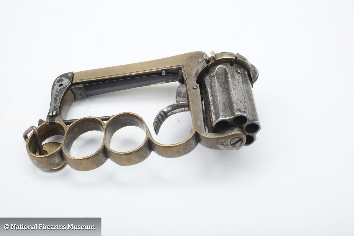 Deleaxhe Apache Pistol 1