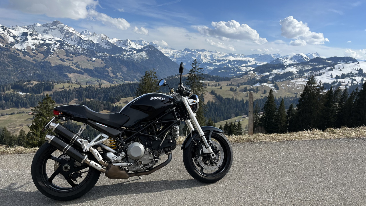 74608023-E188-4827-AB69-27B2C61B5B44