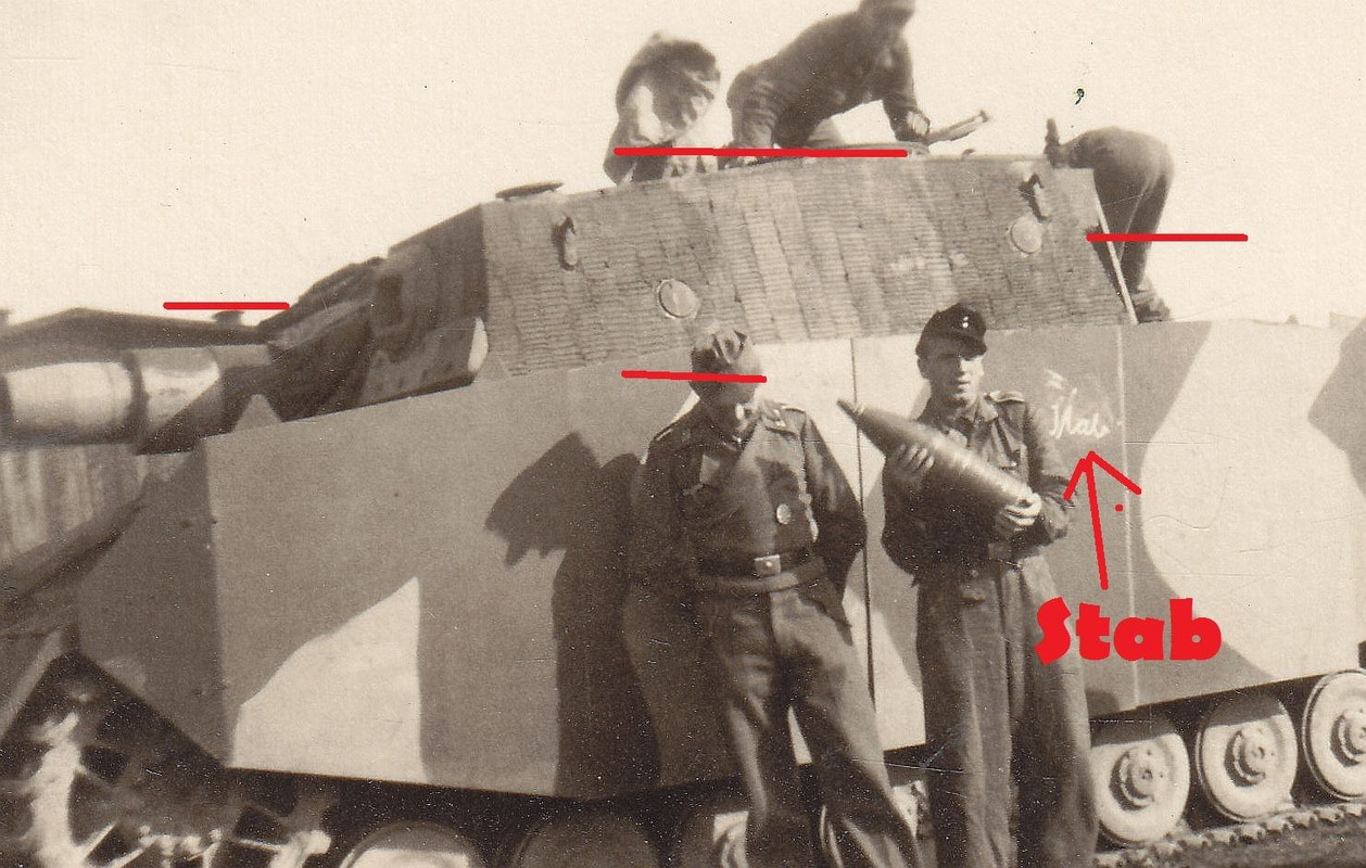 Sturmpanzer IV Brummbär camo Zimmerit Seitenschü