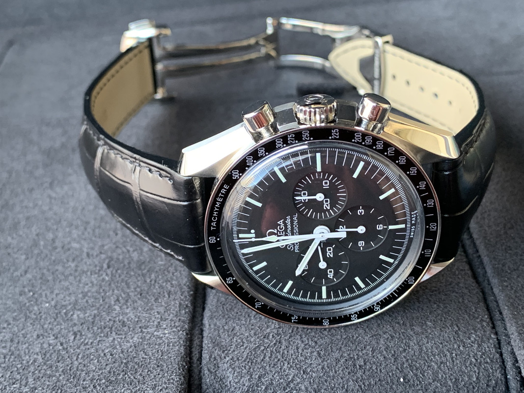 716F7DD4-86E6-47B8-8D6E-A2361BAFF504