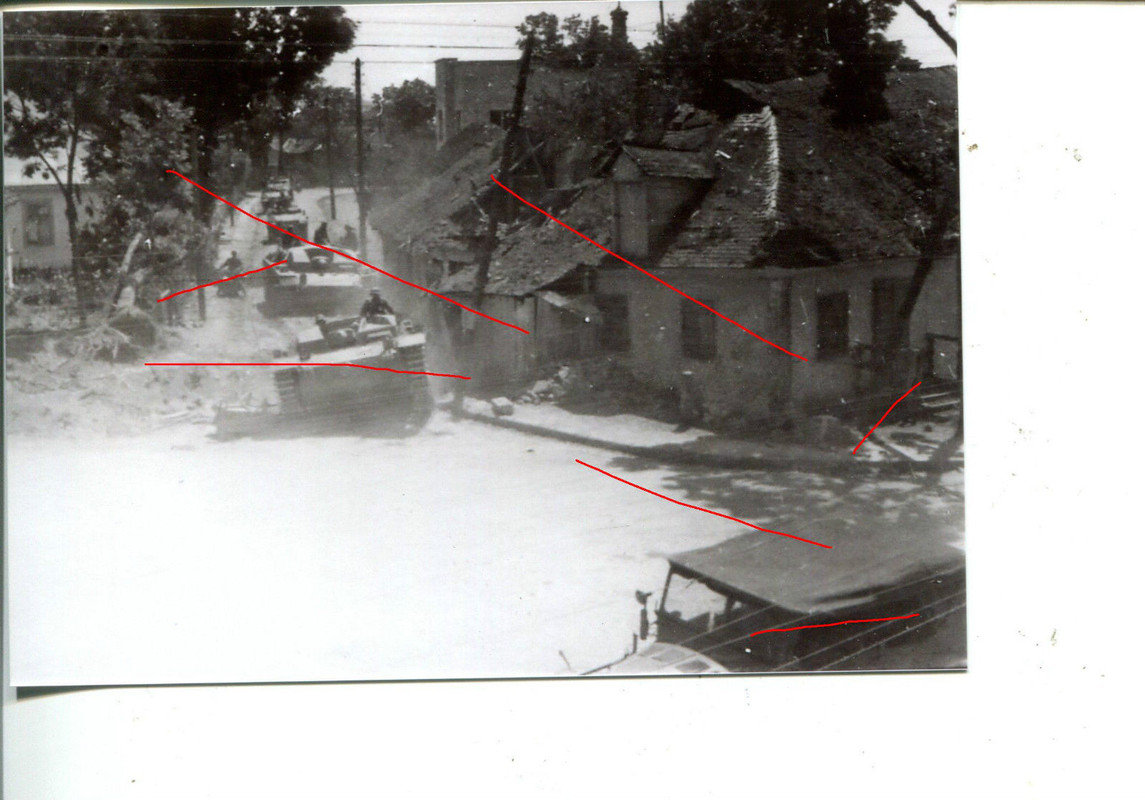 Sturmgeschütz StuG III Kolonne Wehrmacht in Rußl