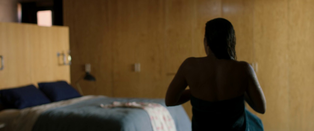 Miss-Bala-2019-AMZN-WEB-DL-Hindi-Ta-Te-Eng-1080p-HEVC-DDP-5-1-MSub-mkv-0003