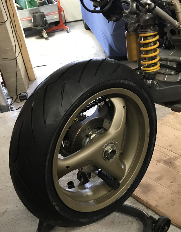 A6793037-D488-4752-BDC2-681027C495AF