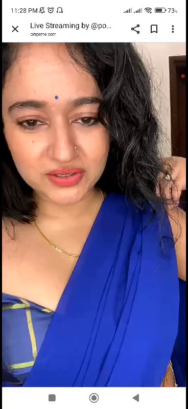 [Image: Poonam-Bajwa-Blue-Saree-Live-mp4-0013.jpg]