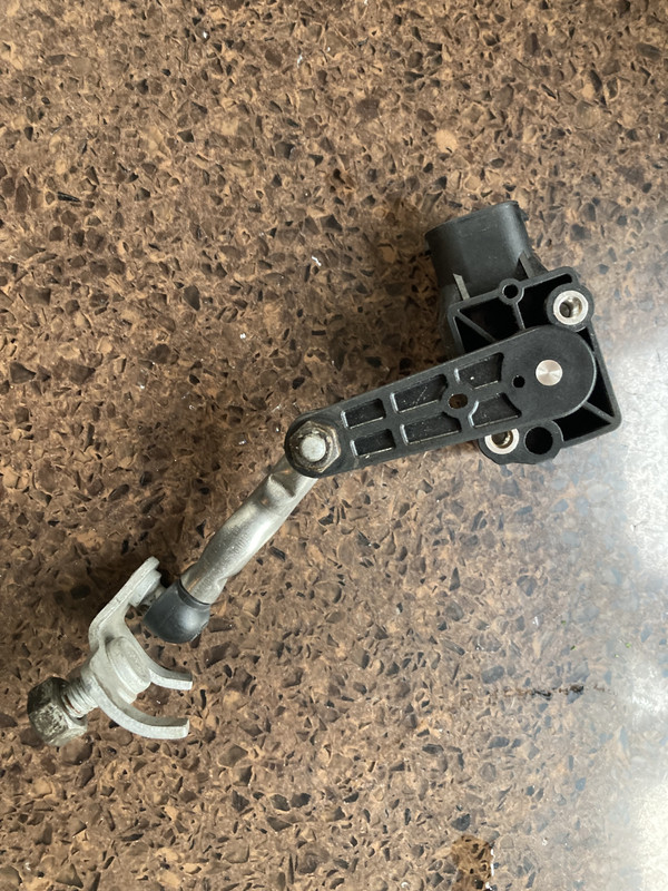 48034197-FD79-42C8-859B-1D7C729EFA98