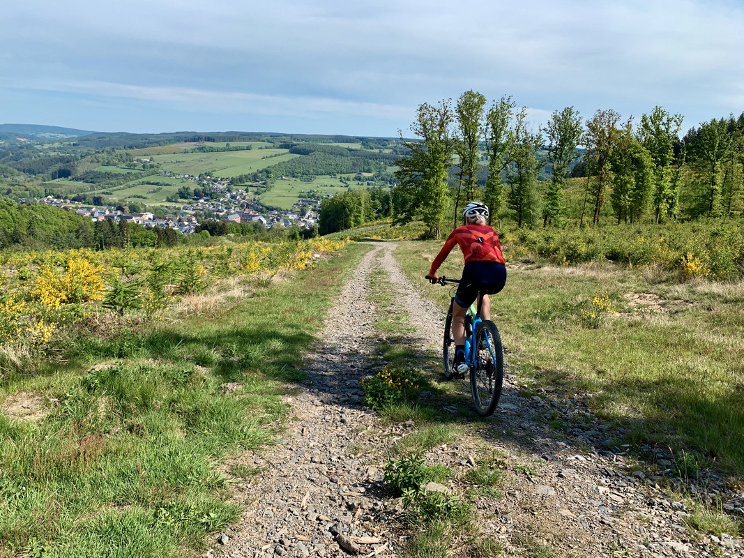 3DCFF171-D980-433D-8CE3-E901C2F321AD_1_201_a