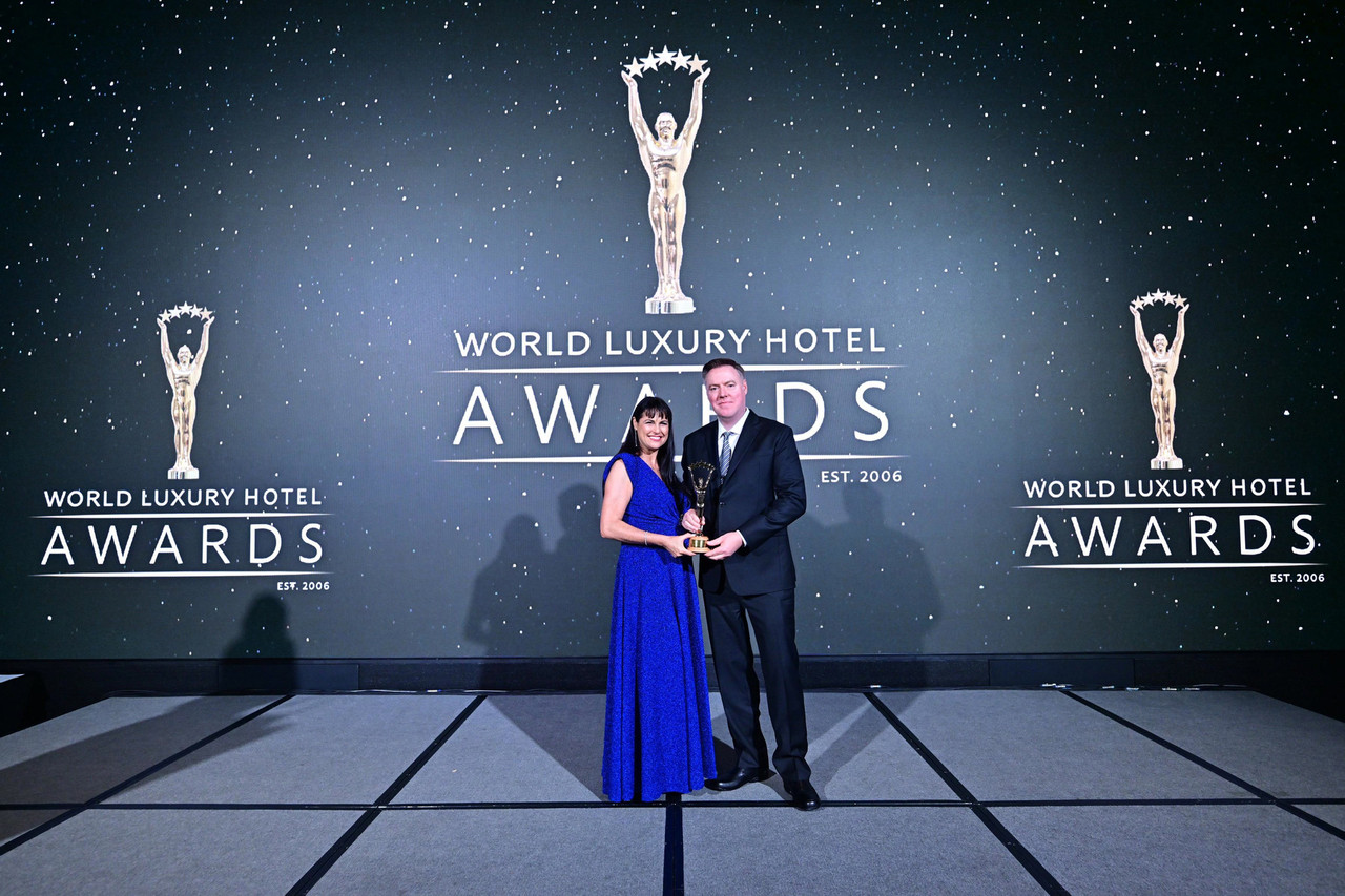 Carlton Hotel Bangkok Sukhumvit Celebrates Success at the World Luxury Hotel Awards 2025