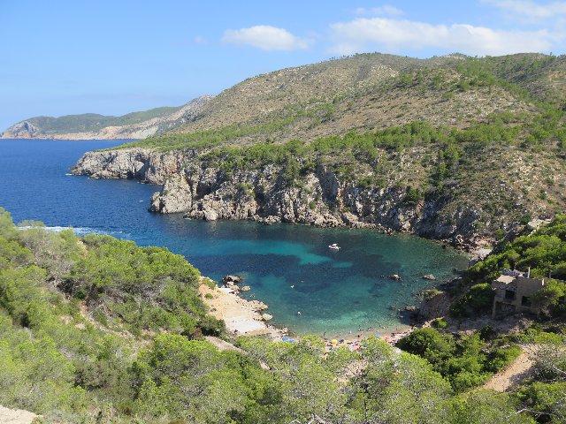 La otra Ibiza - Blogs de España - DÍA 2 (Lunes 10/08/2015): Portinatx y Cala d’en Serra. (2)