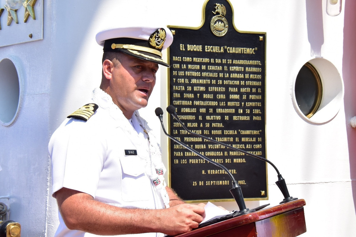 MEX Buque Escuela Velero Cuauhtémoc A008