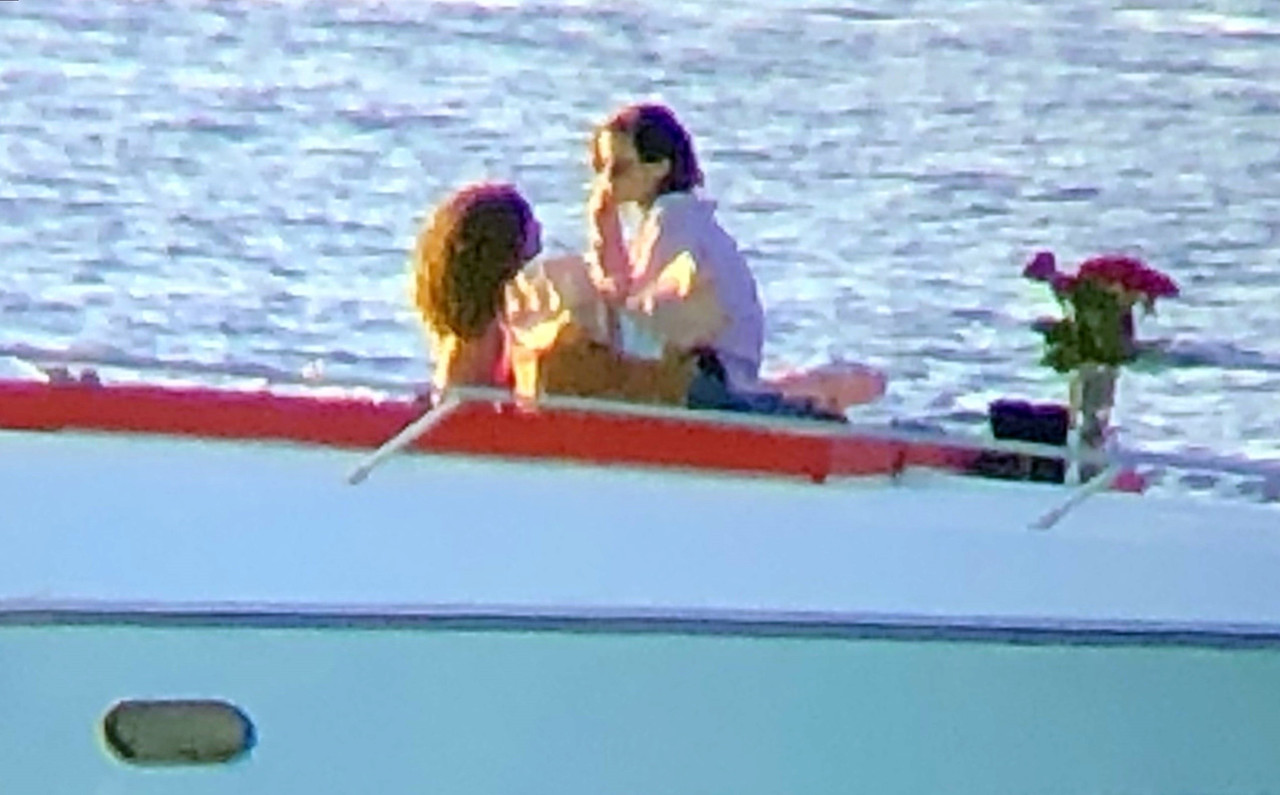 emmawatson-updates.com (20)