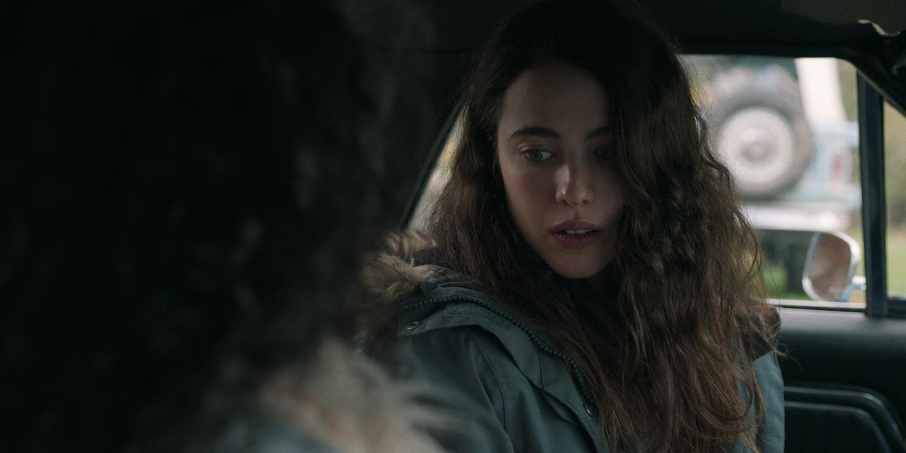 Maid 2021 Season 1 S01 1080p NF WEB DL x265 HEVC 10bit EAC3 5 1 Garshasp QxR