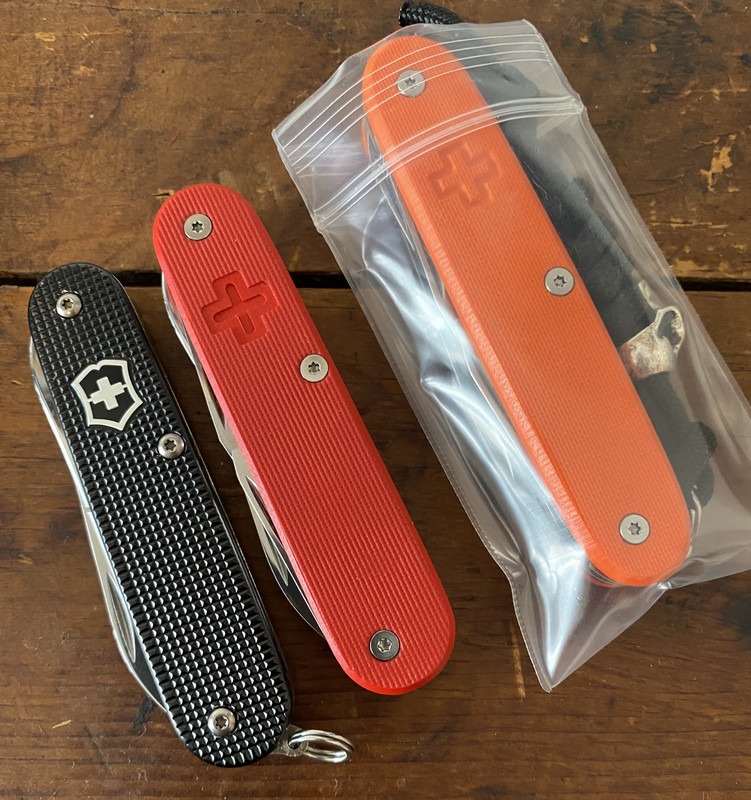 9561CC33-9752-42BC-AAAA-0E18B96425B3