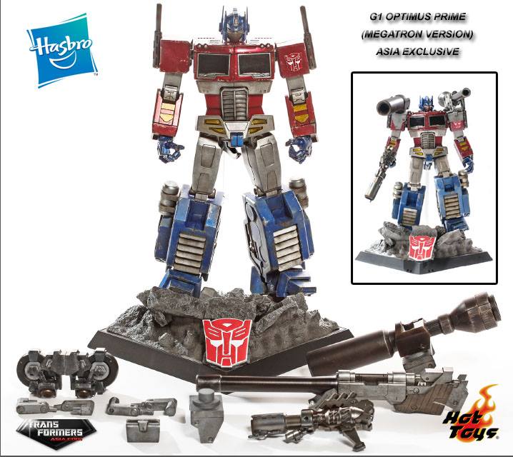 Hot-Toys-Optimus-Prime-Megatron-version