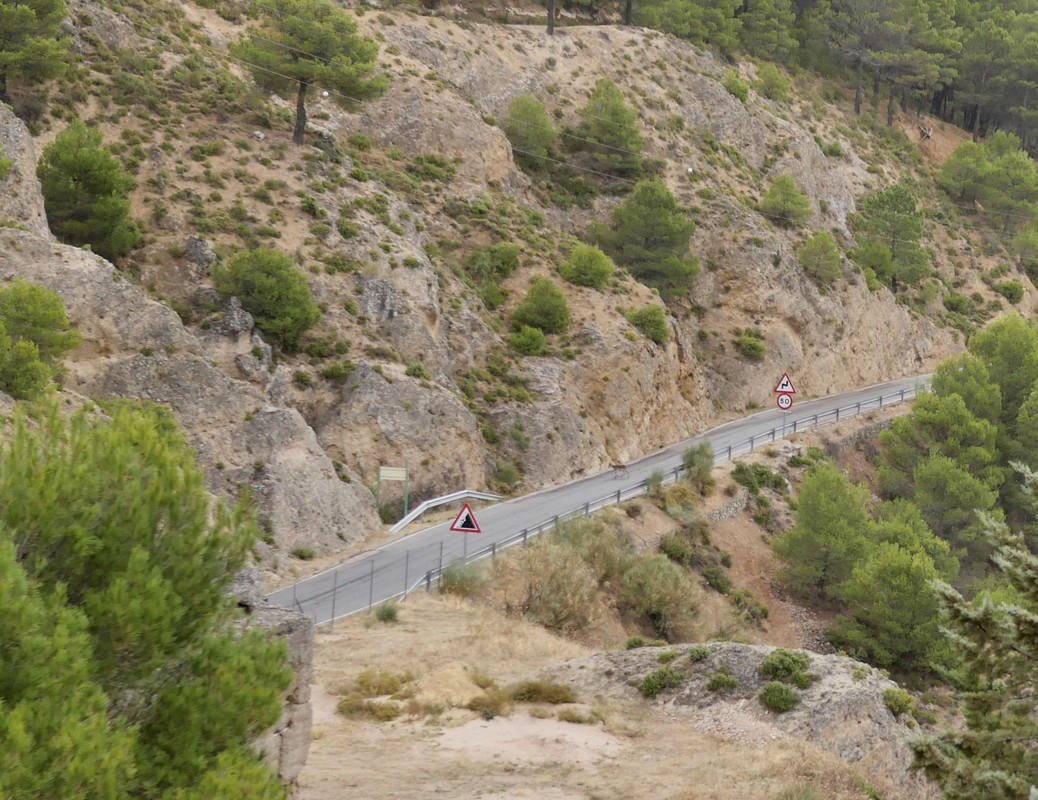 B1D72F71-7F9F-43F2-8B55-135D25864AEF