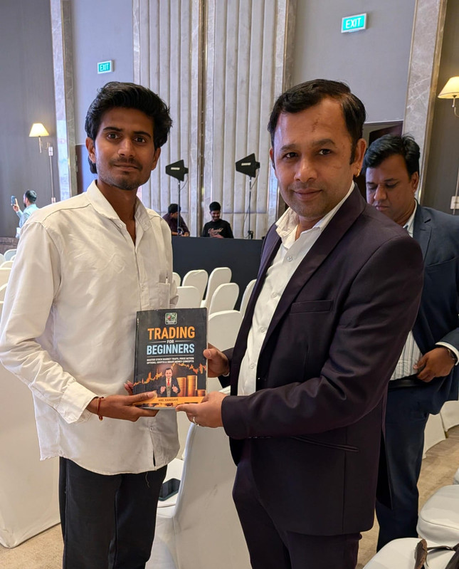 Anil Hanegave with a Trading Direction student