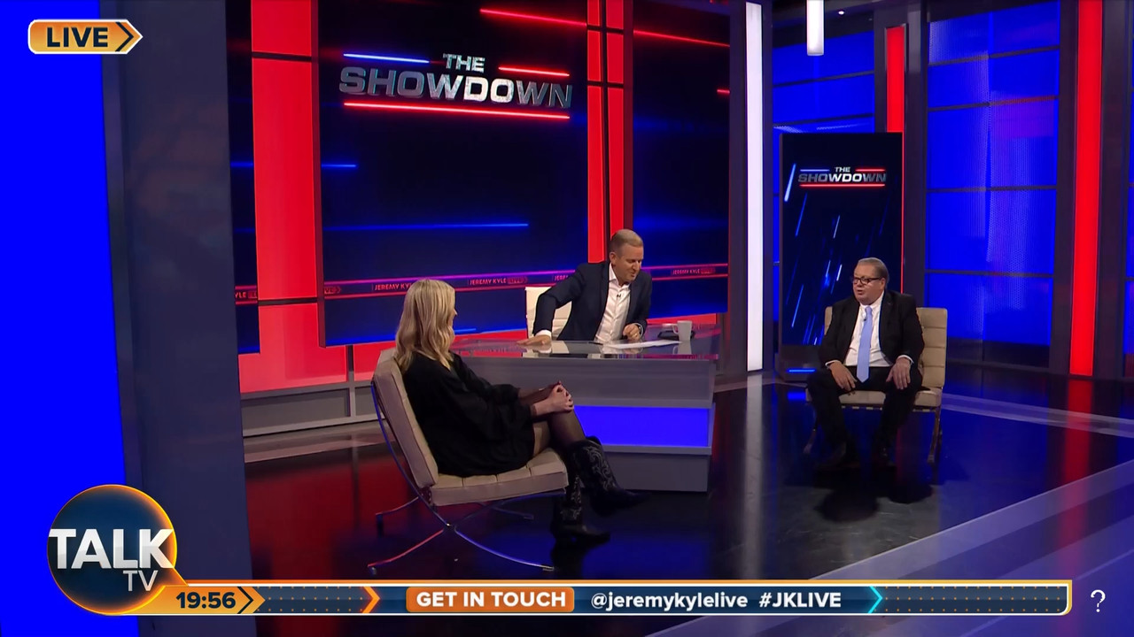 11.24 - 19.00.00 - Jeremy Kyle Live. Jeremy Kyle Live Sees The Straig...-1.m4v_snapshot_51.50.200