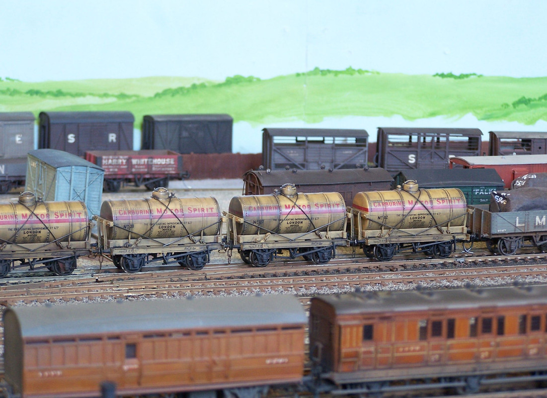 Grantham-up-yard-2-small.jpg