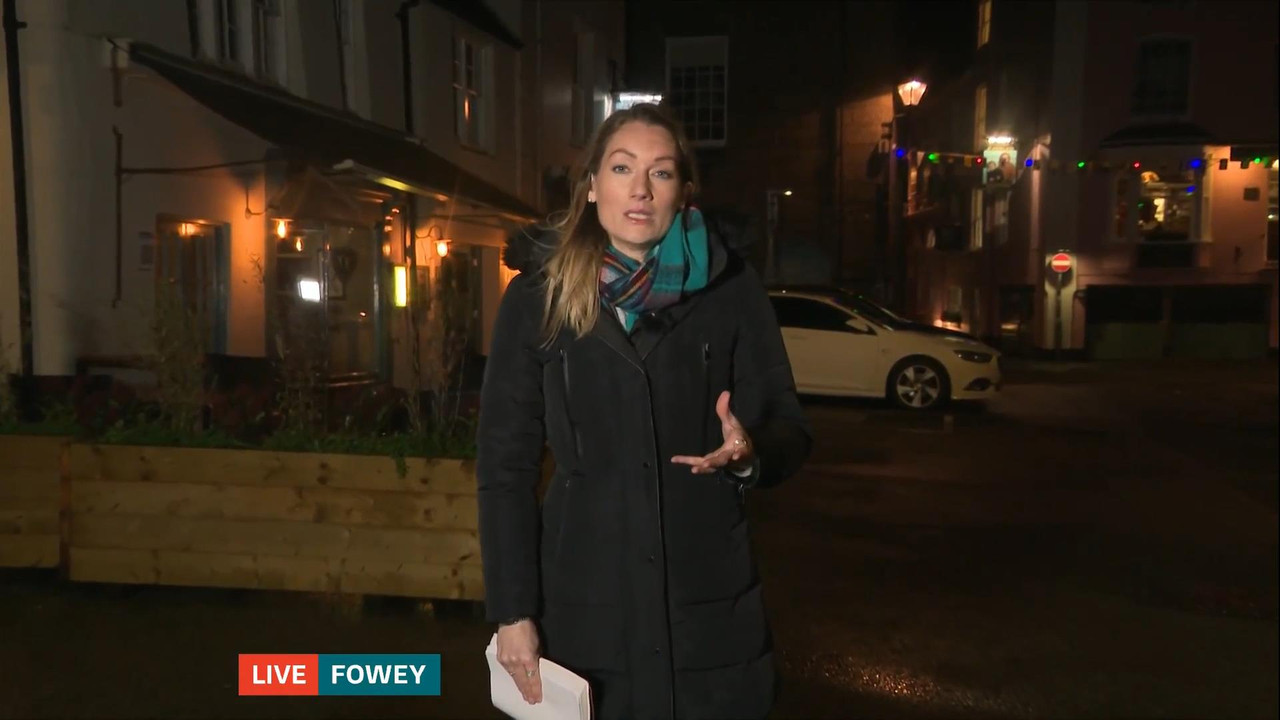 Grace Pascoe 231220.mp4_snapshot_00.49_[2020.12.23_20.46.17]