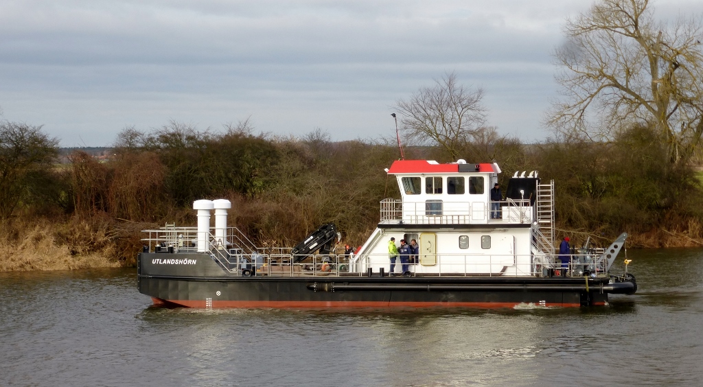 Arbeitsschiff Utlandhörn (1024x564)