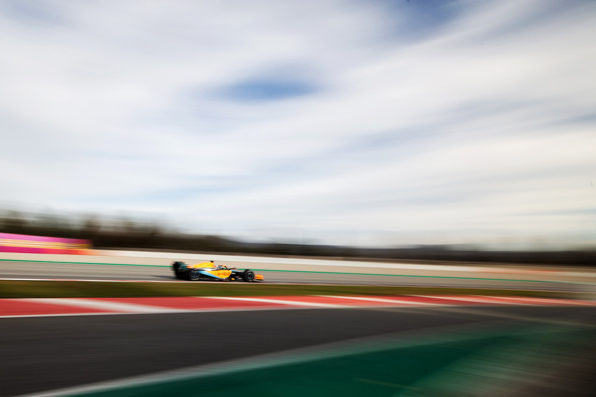 [Imagen: f1-test-barcellona-day-2-gallery-fotografica-362.jpg]