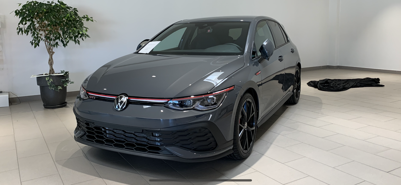 93B6AA96-636D-469F-8953-3D511563191D