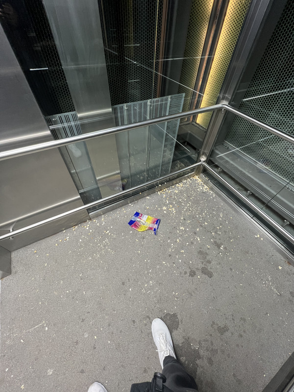 1BE72A47-6F5E-430E-A4A2-12EC650A9AC2