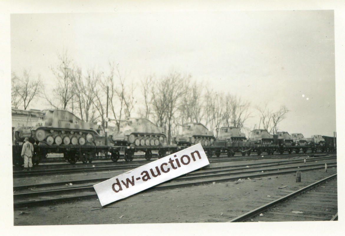 Panzerjäger Panzer Marder mit Tarnanstrich auf B