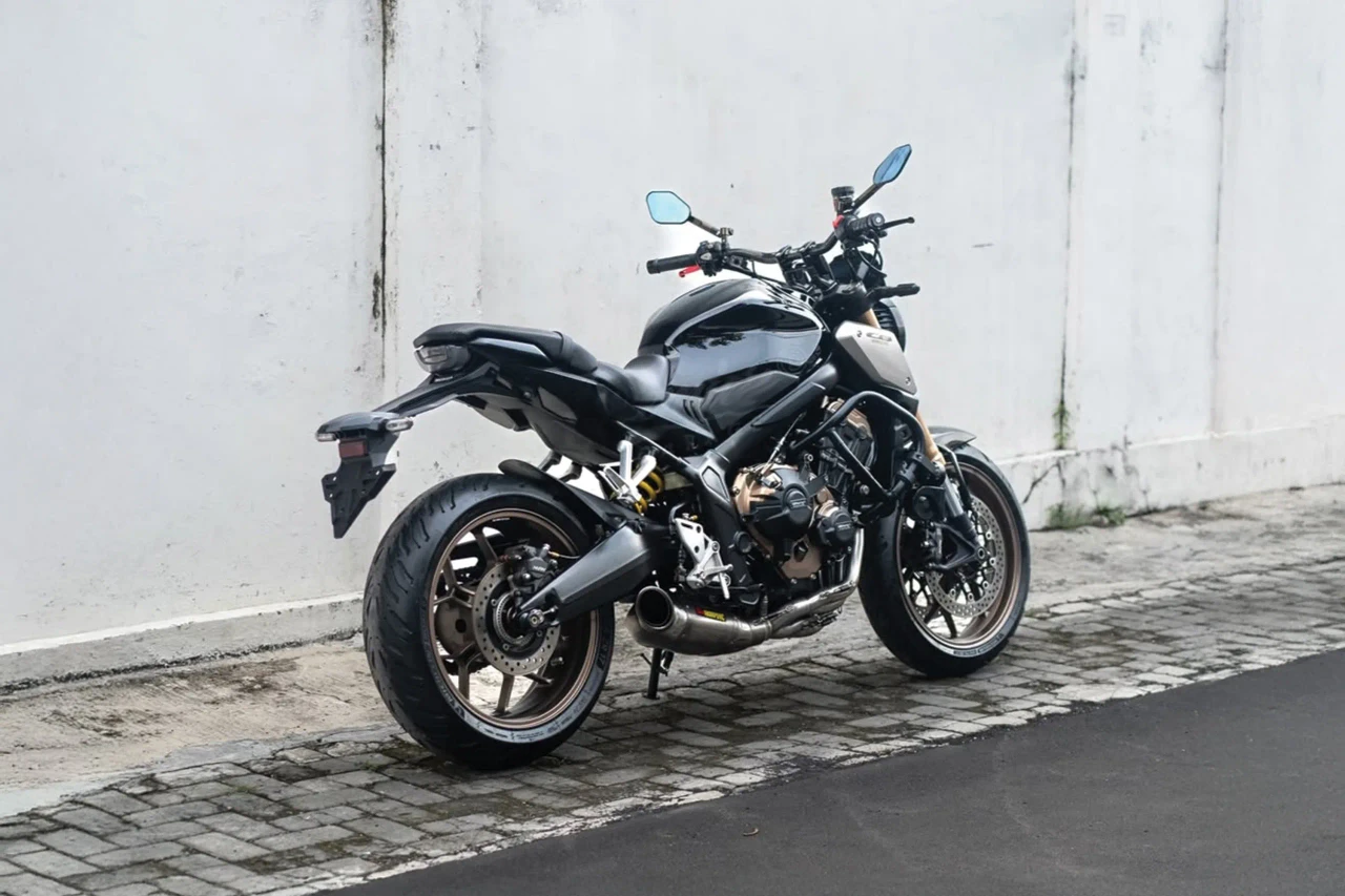 Torque Block tyre expertise for Honda CB650R