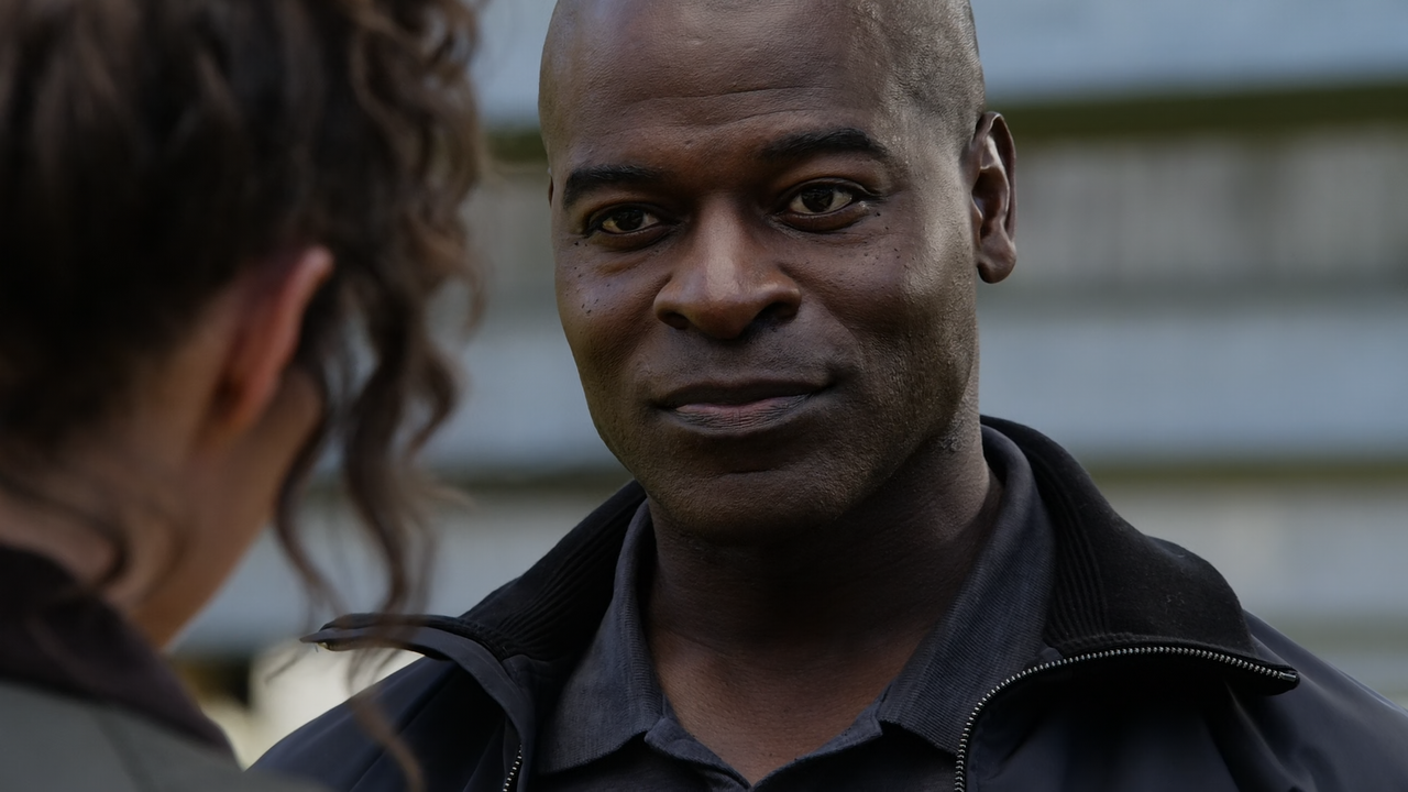 The.Blacklist.S09E06.Dr.Roberta.Sand,.Ph.D.1080p.10bit.AMZN.WEB-DL.DDP5.1.HEVC-Vyndros.mkv_snapshot_