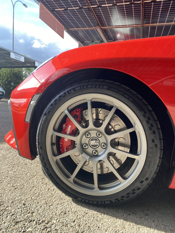 52F1FA09-06F0-4E02-BC24-792270D9E5B8