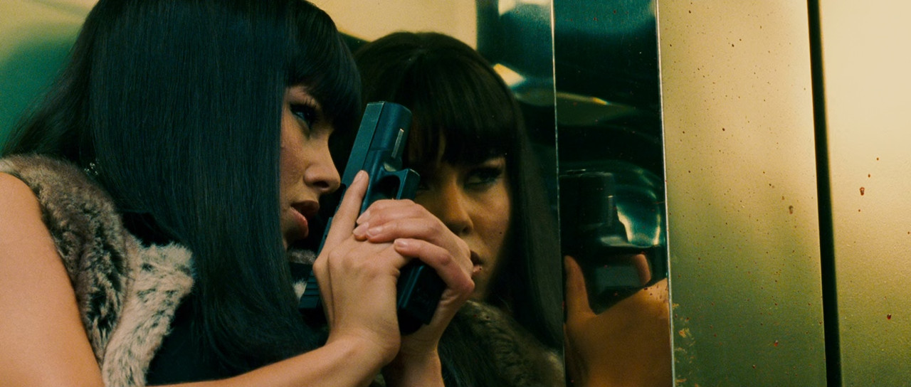 Smokin' Aces 2006 (1080p x265 10bit Tigole).mkv_
