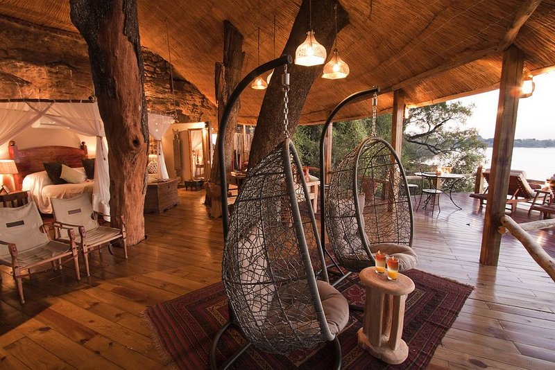 luxury-treehouse.jpg